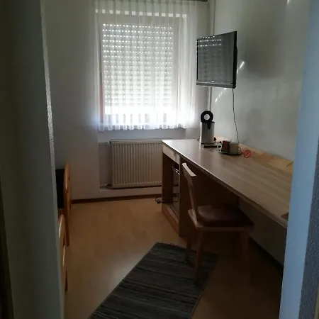 Brauhaus Froeschl Hotel *
